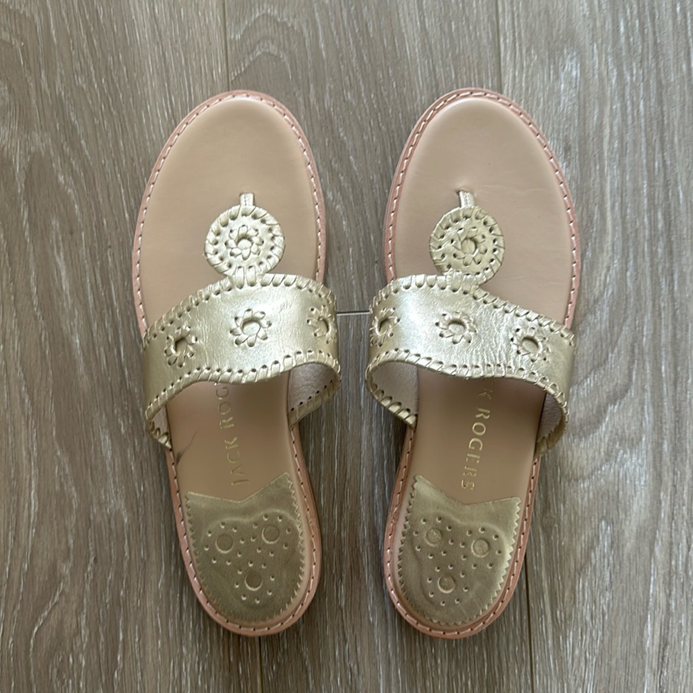 Jack Rogers - size 10. Excellent condition.